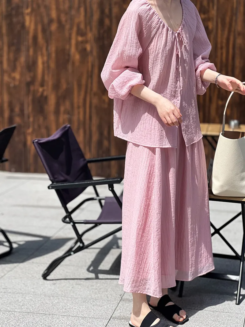 Chic Sun-Protective Suit: Pleated Shirt and Skirt Combo